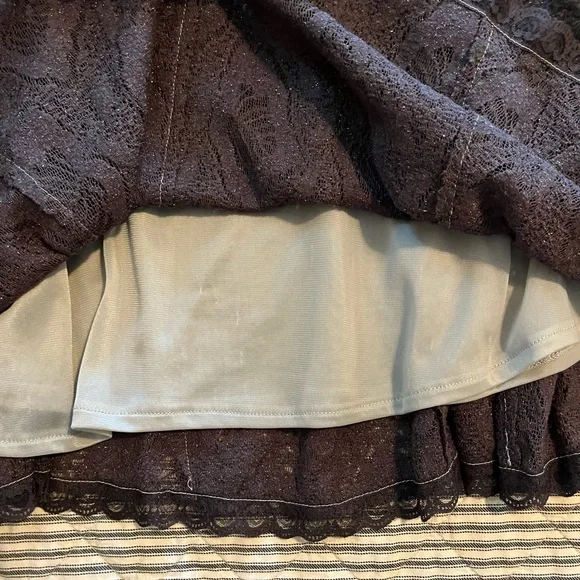 Kimchi Blue Lace A-Line Skirt in Charcoal - Picture 4 of 10